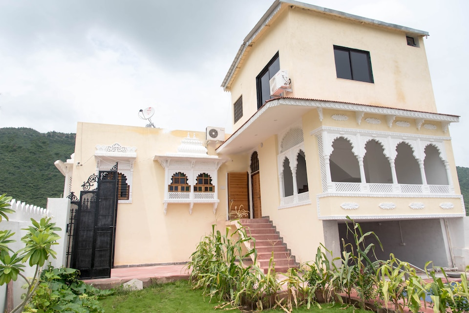 OYO Home 14855 Heritage 4BHK Villa, Fateh Sagar, Udaipur