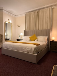 Milverton Court by OYO
