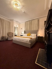 Milverton Court by OYO