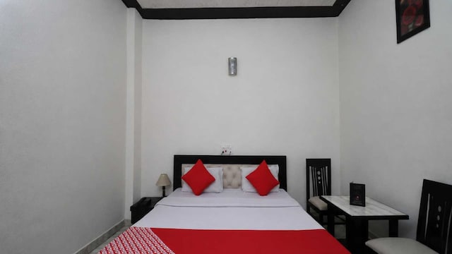 Spot on Hotel Sanaya