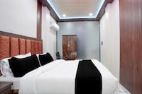 Hotel O Naubasta Crossway Kanpur Formerly Time