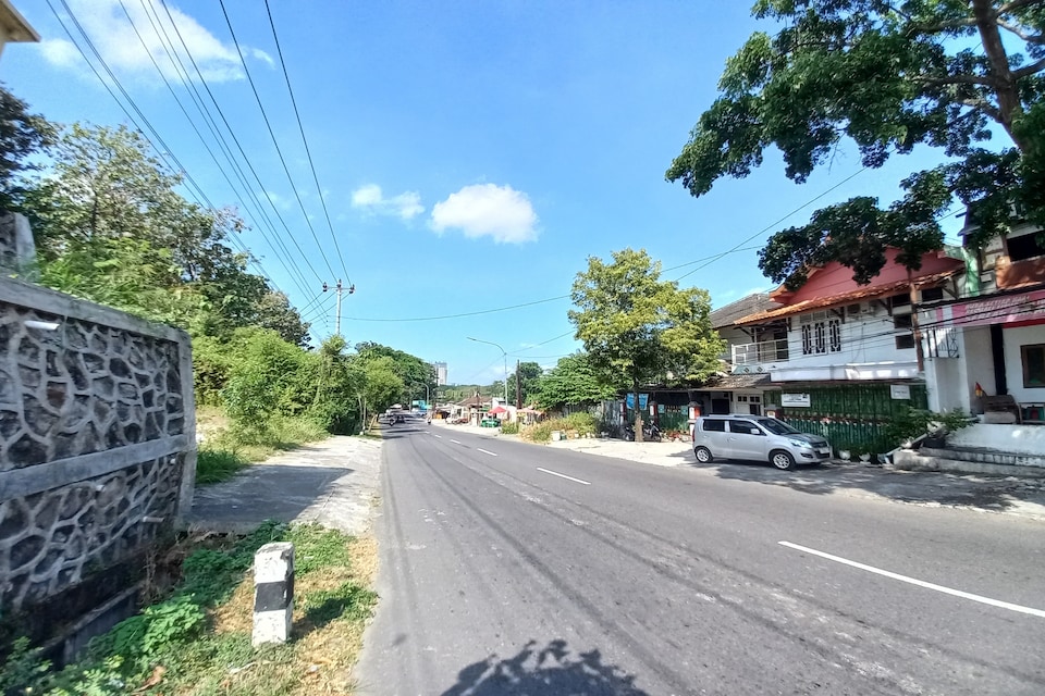 Hotel O near UNS Surakarta formerly La Tansa Syariah, Solo, Solo