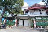 Hotel O near UNS Surakarta formerly La Tansa Syariah