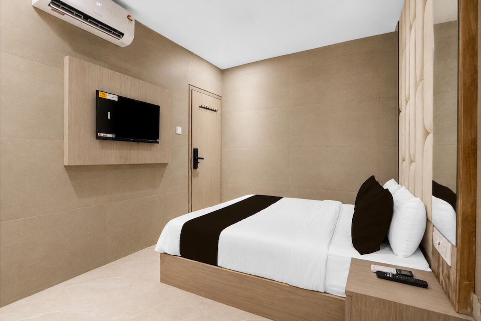 Hotel O Anika Residency , Mumbai BCEC, Mumbai