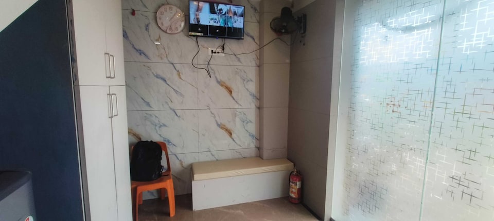 Hotel O Anika Residency , Mumbai BCEC, Mumbai