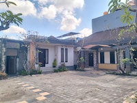 Belvilla near Living Mall formerly Liberty Guest House