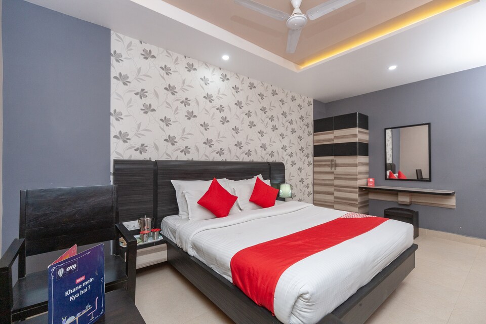 OYO 14872 Annamalai Residency, Tambaram Chennai, Chennai
