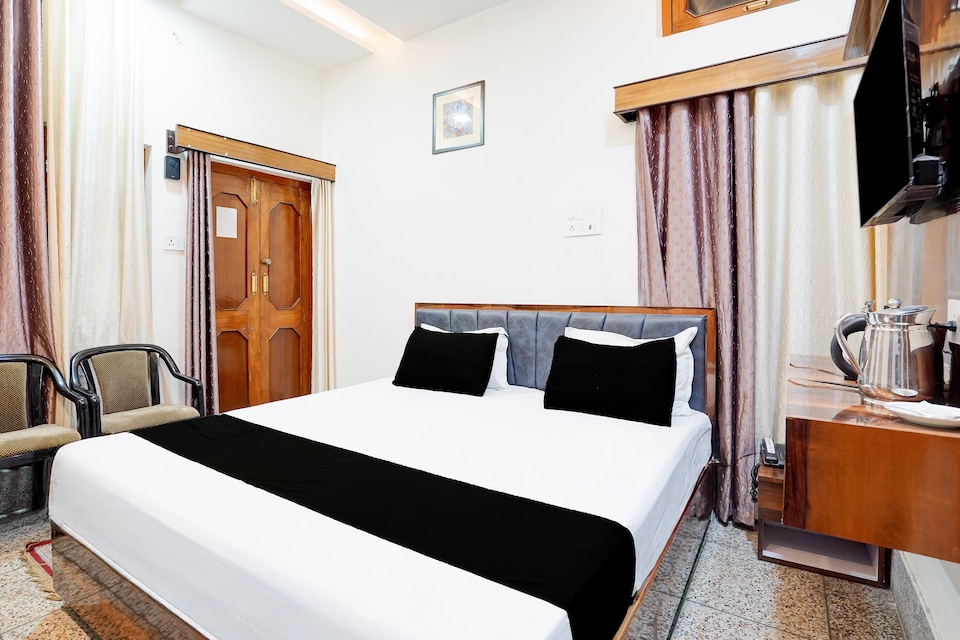 Hotel O Kalash Guest House , Ayodhya, Ayodhya
