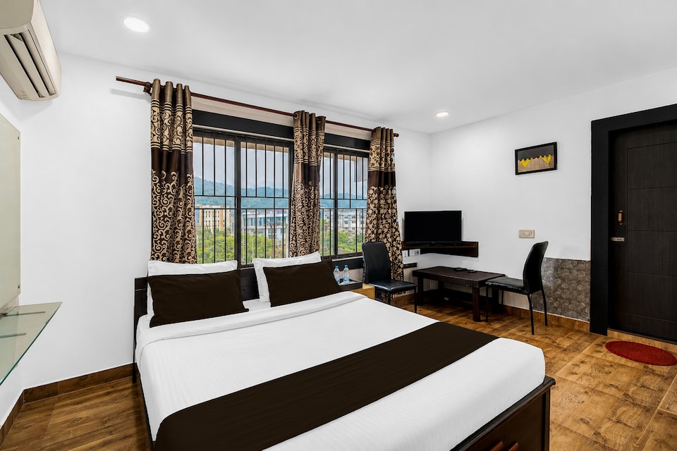 Super Hotel O Bhangagarh Formerly Hotel Plaza Inn, GS Road Guwahati, Guwahati