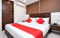 Hotel O Kempegowda Park Bangalore Formerly Srs Lodge