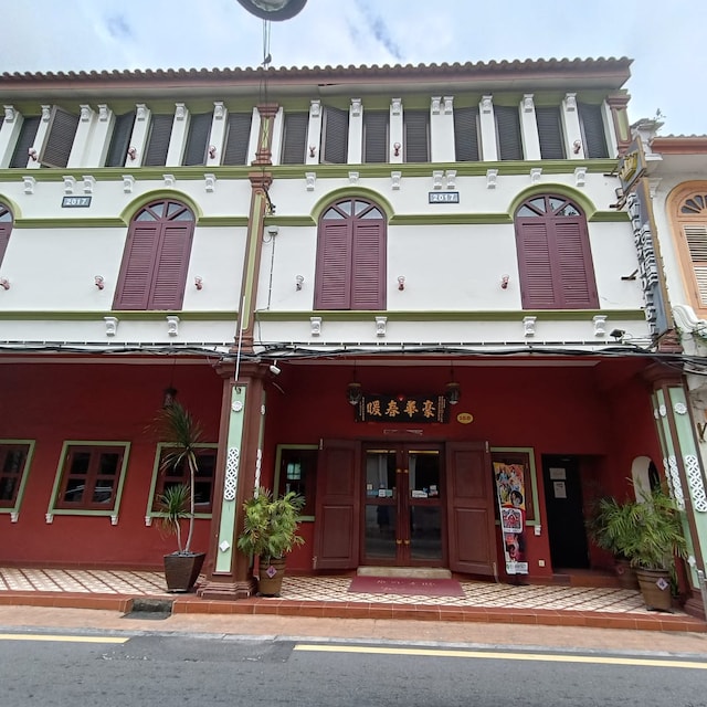 Palette Jonker Street Formerly Swiss Heritage