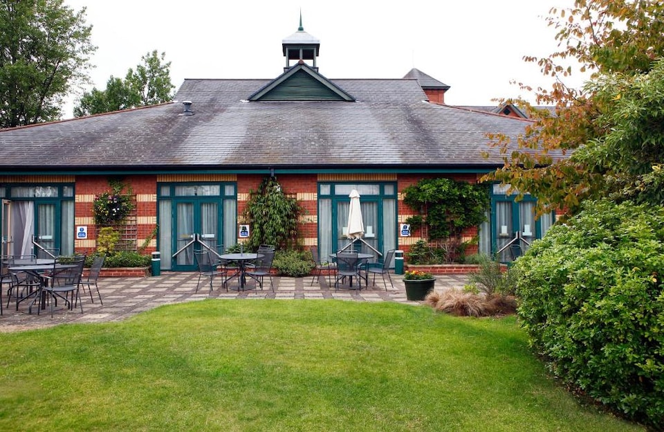 Wigan Oak Hotel by Belvilla, Wigan (North England), Wigan