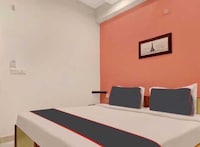Hotel O Temple Road Vemulavada