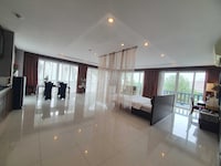 Sunday Sand Beach Pattaya 