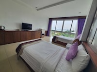 The Sand Beach Resort by DanCenter