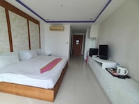 The Sand Beach Resort by DanCenter
