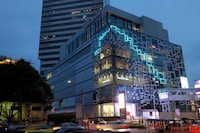 Collection O Thaiphiphat House Silom