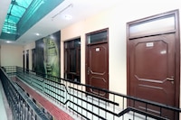 Hotel O Samrat