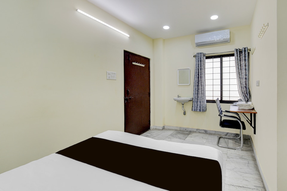 Hotel O SLN Terminus Gachibowli Formerly BSR, Gachibowli, Hyderabad