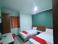 Hotel O Century Inn