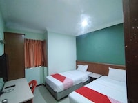 Hotel O Century Inn