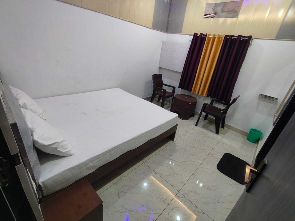 SPOT ON Patel Hotel And Restaurant , Basti, Basti