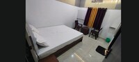 SPOT ON Patel Hotel And Restaurant 