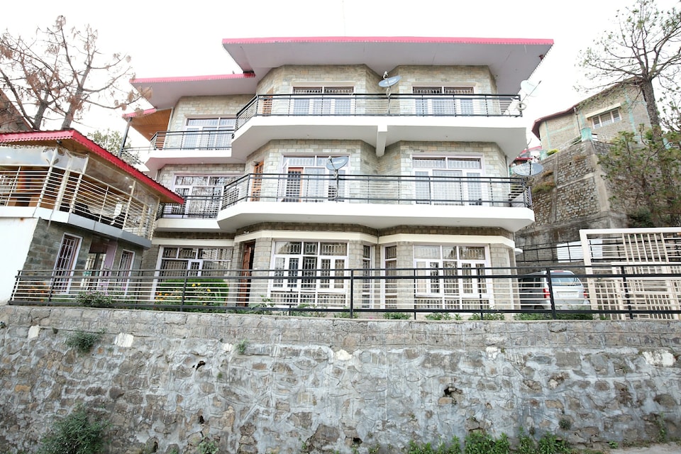 OYO Home 14883 Barog Valley 1RK, Kasauli, Kasauli