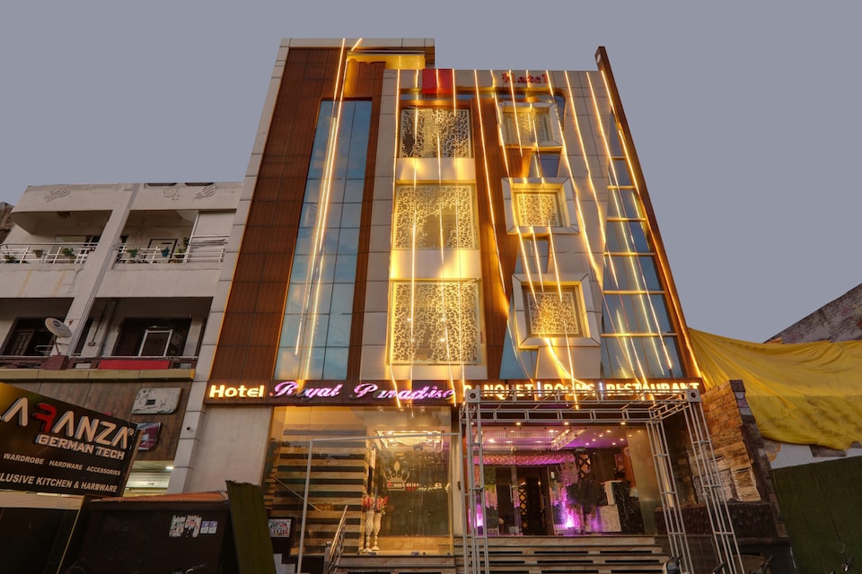 Townhouse 982 Hotel Royal Paradise, 80 FT Road Kanpur, Kanpur