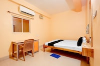 Hotel O Snow White