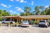 Kings Suites Kingsland GA