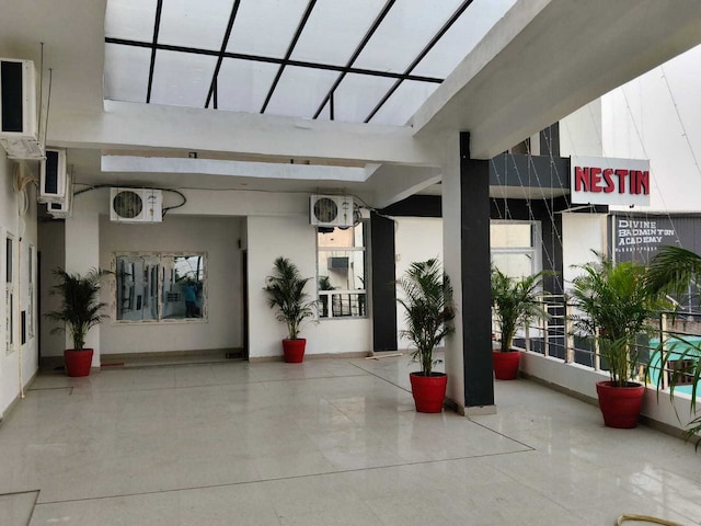 Hotel O Nest inn the comfort stay & banquet