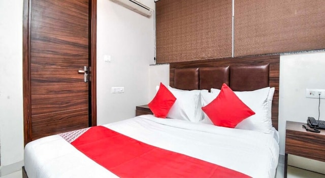 Townhouse Deshapriya Park Kolkata Formerly DK Inn