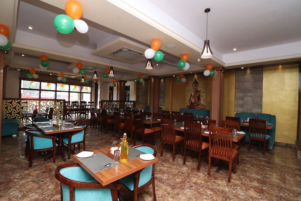 OYO Flagship 14898 Hotel Dwarika, Lanka, Varanasi