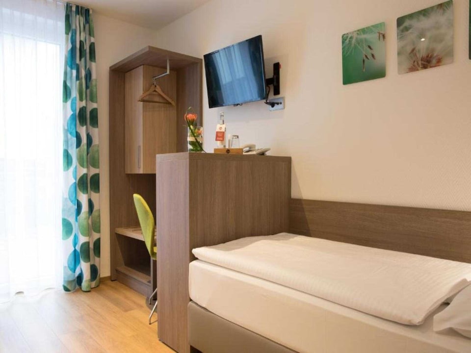 Wolfsburg Sandkamp Hotel by Belvilla, Wolfsburg, Wolfsburg