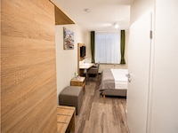 Wolfsburg Fallersleben Hotel by Belvilla