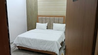 Hotel O The Signature Stay Guest House 