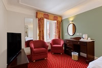 Belvilla Crewe Arms Hotel