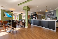 Belvilla Crewe Arms Hotel