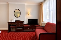Belvilla Crewe Arms Hotel