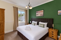Nant Ddu Lodge Hotel & Spa by Belvilla