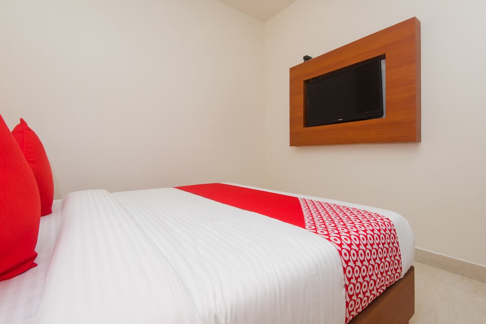 OYO 14902 liwa international, Mumbai SEEPZ, Mumbai