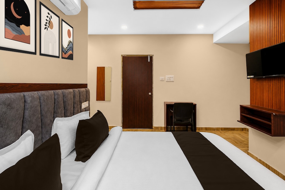 Hotel O R Eleven, Himayatnagar-Kachiguda, Hyderabad