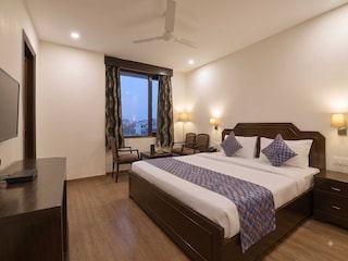 Palette Hotel Jaipur City Centre