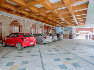 Palette Hotel Jaipur City Centre