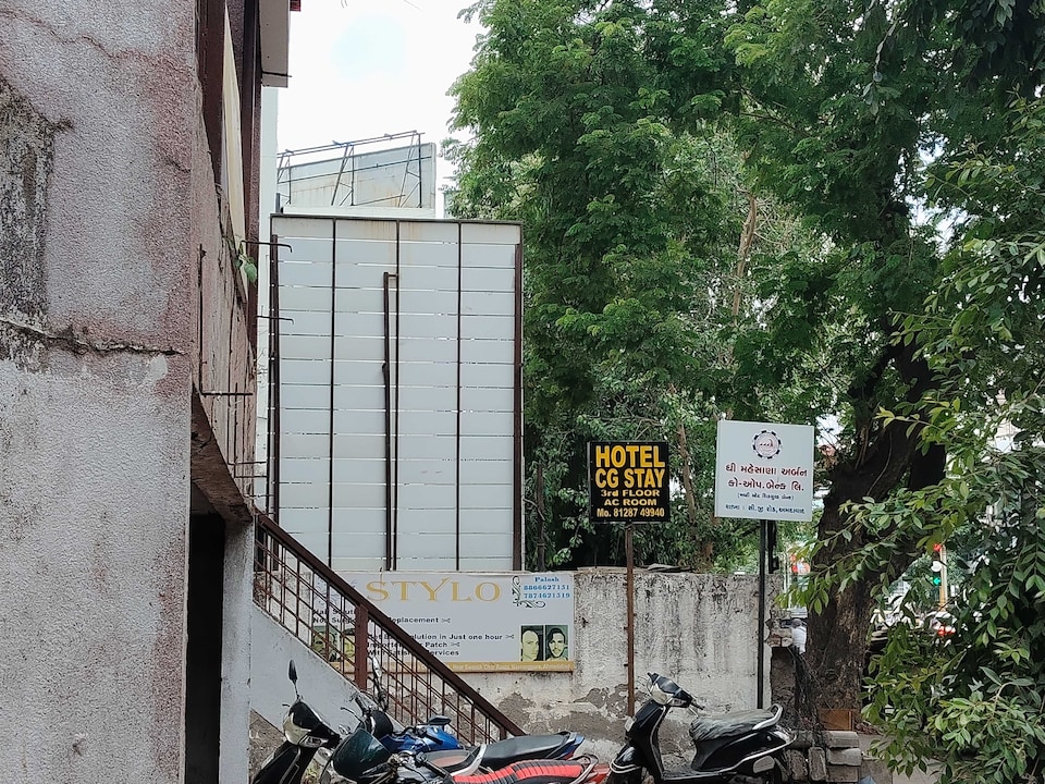 Hotel O CG STAY, Navrangpura Ahmedabad, Ahmedabad
