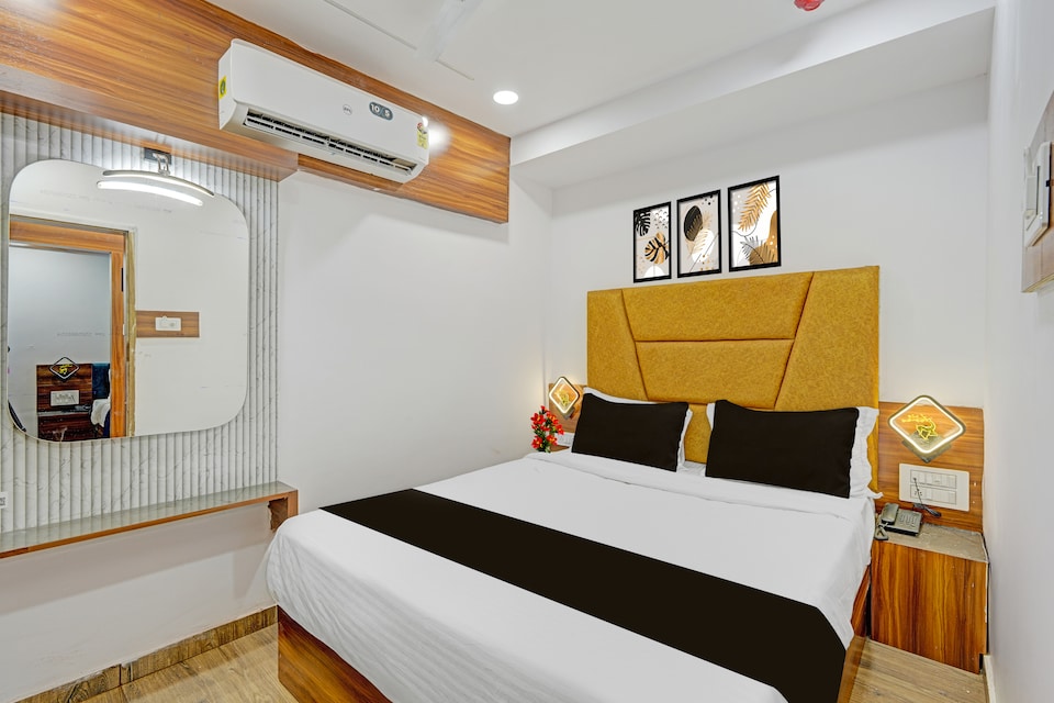 Hotel O CG STAY, Navrangpura Ahmedabad, Ahmedabad