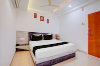 Collection O Sunset Point Pangari Formerly Riveria