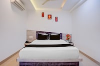 Collection O Sunset Point Pangari Formerly Riveria