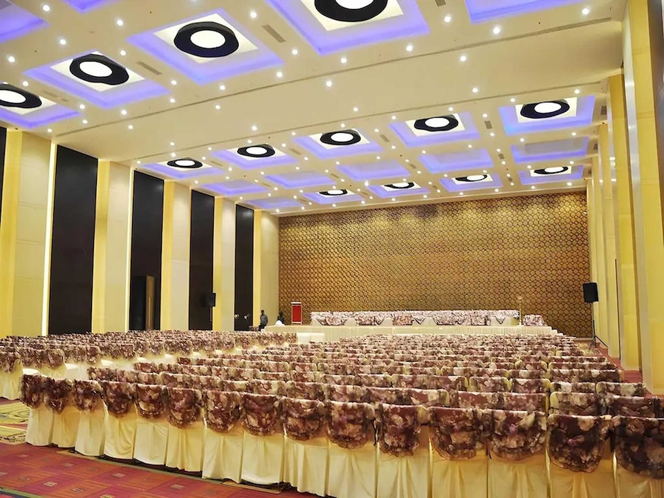 Palette Hotel Grand Canyon Raipur, Airport Road - Raipur, Raipur